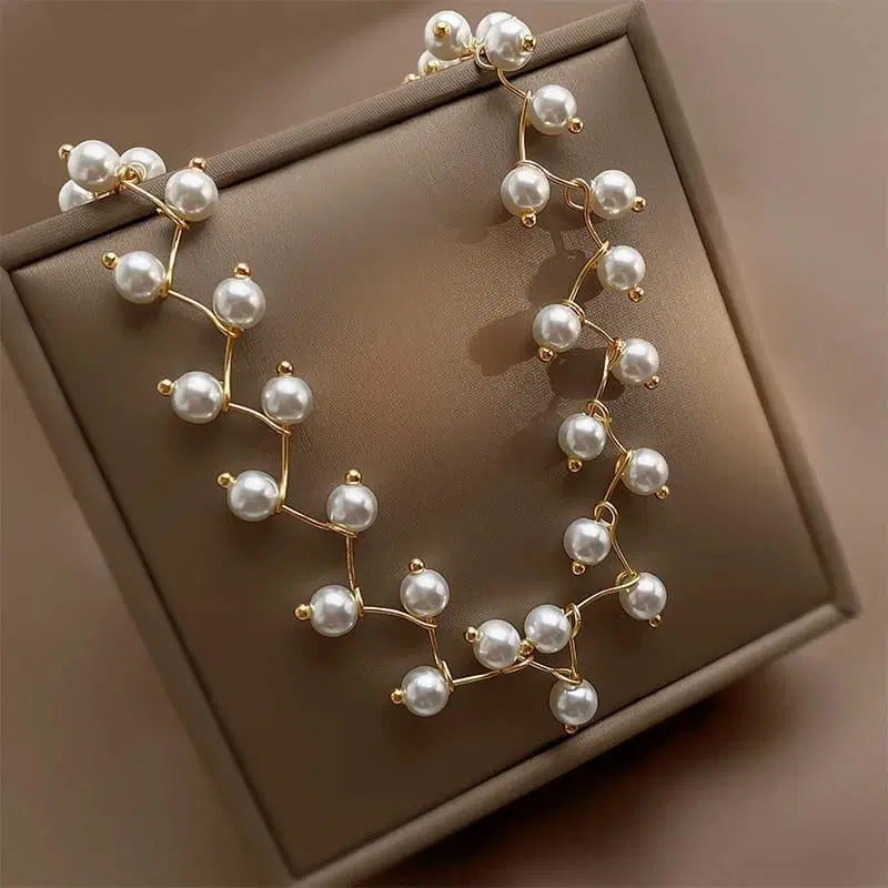 Elegant Pearl Choker – Adjustable Fit