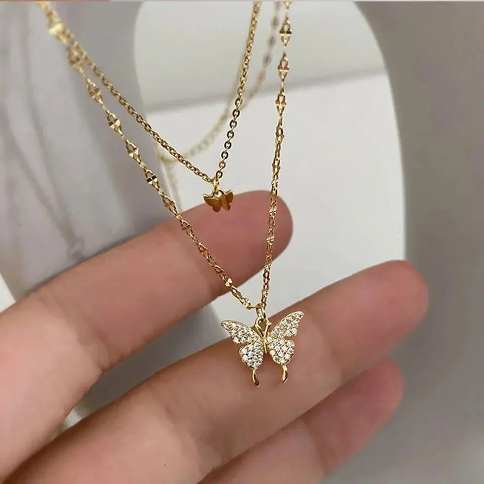 Elegant Multi-Layered Pendant Necklace
