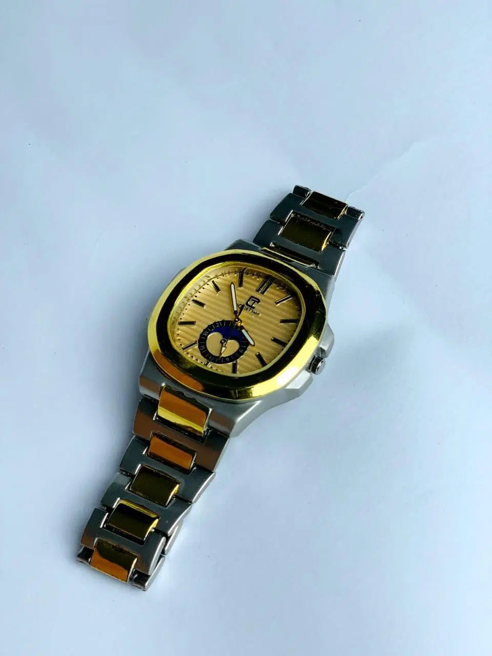 Men’s Golden Analogue Watch