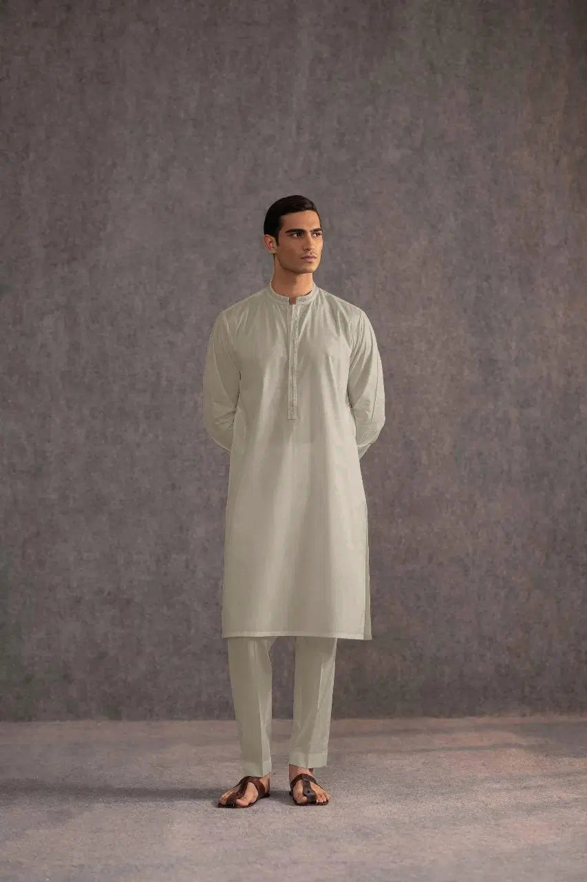 Off White Soft Cotton Suit – Unstitched (4.5 Meters)