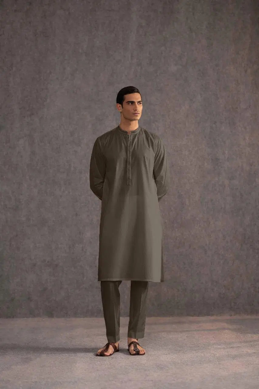 Grey Plain Soft Cotton Suit – Unstitched (4.5 Meters)