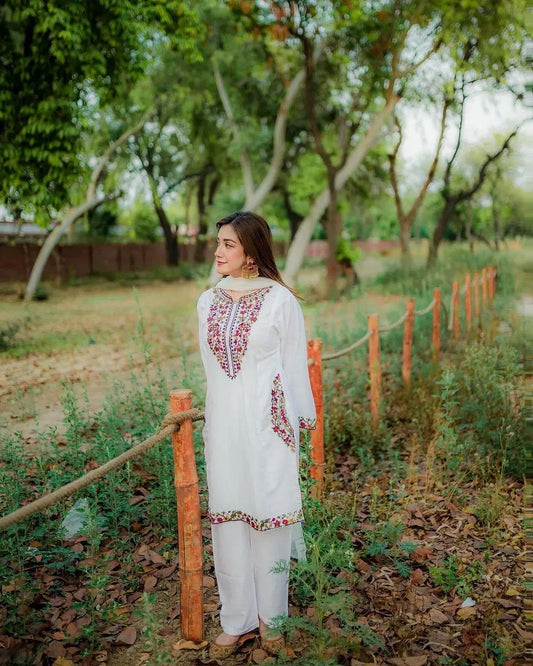 Women's Embroidered Linen 2-Piece Set – White